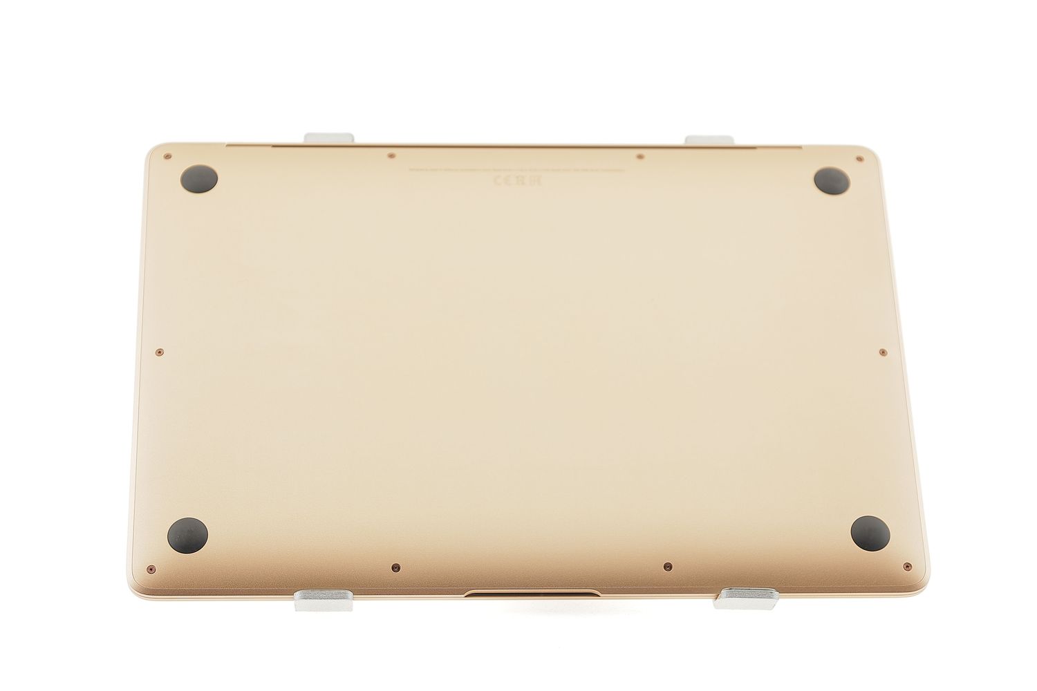 Apple MacBook Air 13″ 2020, M1 8 Cores, 8 GB, 7 core GPU 256 GB Gold - Отлично
