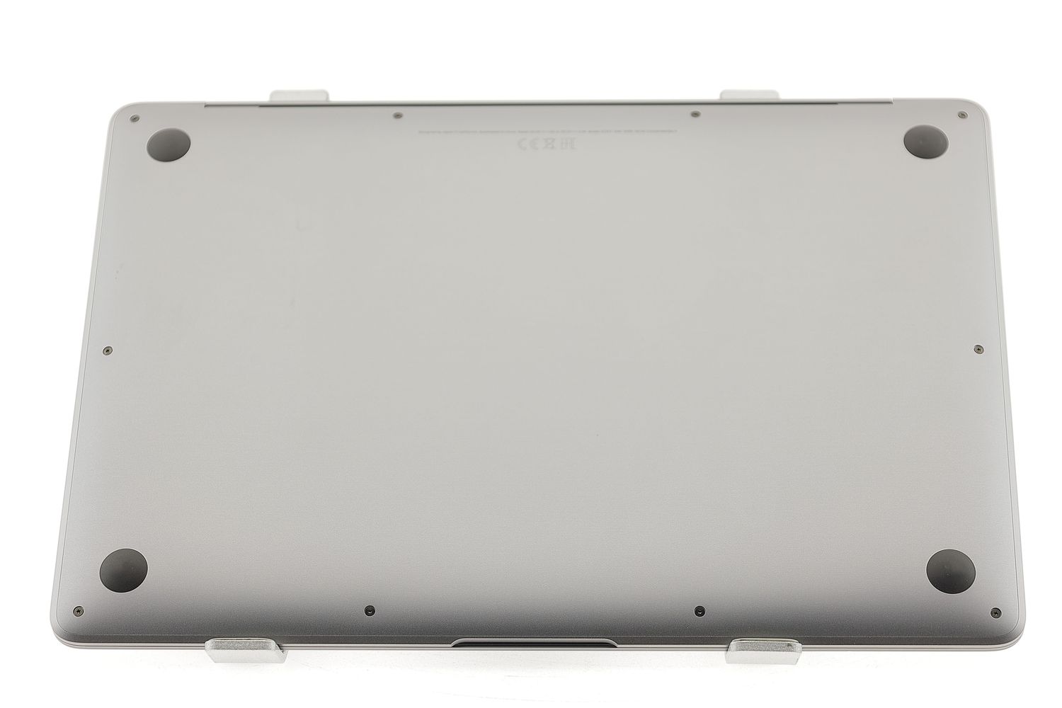 Apple MacBook Air 13″ 2020, M1 8 Cores, 8 GB, 8 core GPU 512 GB Space Gray