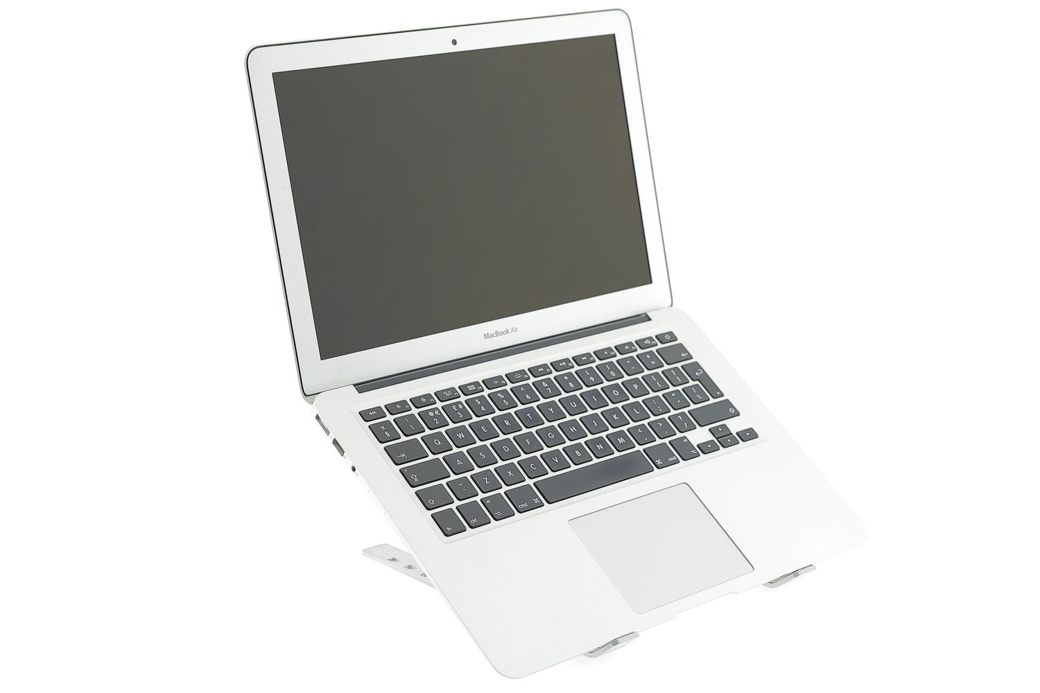 Apple MacBook Air 13″ 2017, i5 1.8 GHz, 8 GB, HD Graphics 6000 256 GB Silver - Újszerű