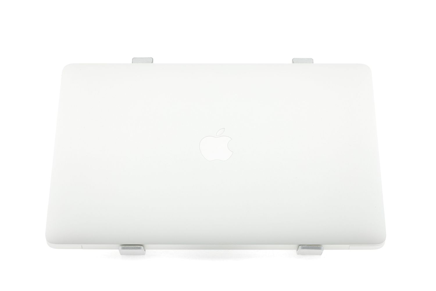 Apple MacBook Air 13″ 2020, M1 8 Cores, 8 GB, 7 core GPU 256 GB Silver - Kiváló