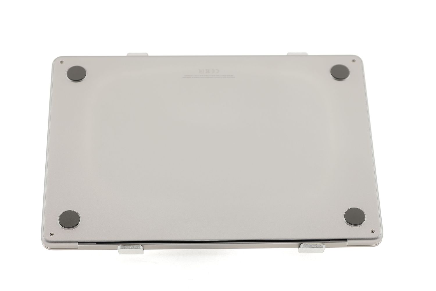 Apple MacBook Air 13″ 2022, M2 8 Cores, 8 GB, 8 core GPU 256 GB Space Gray