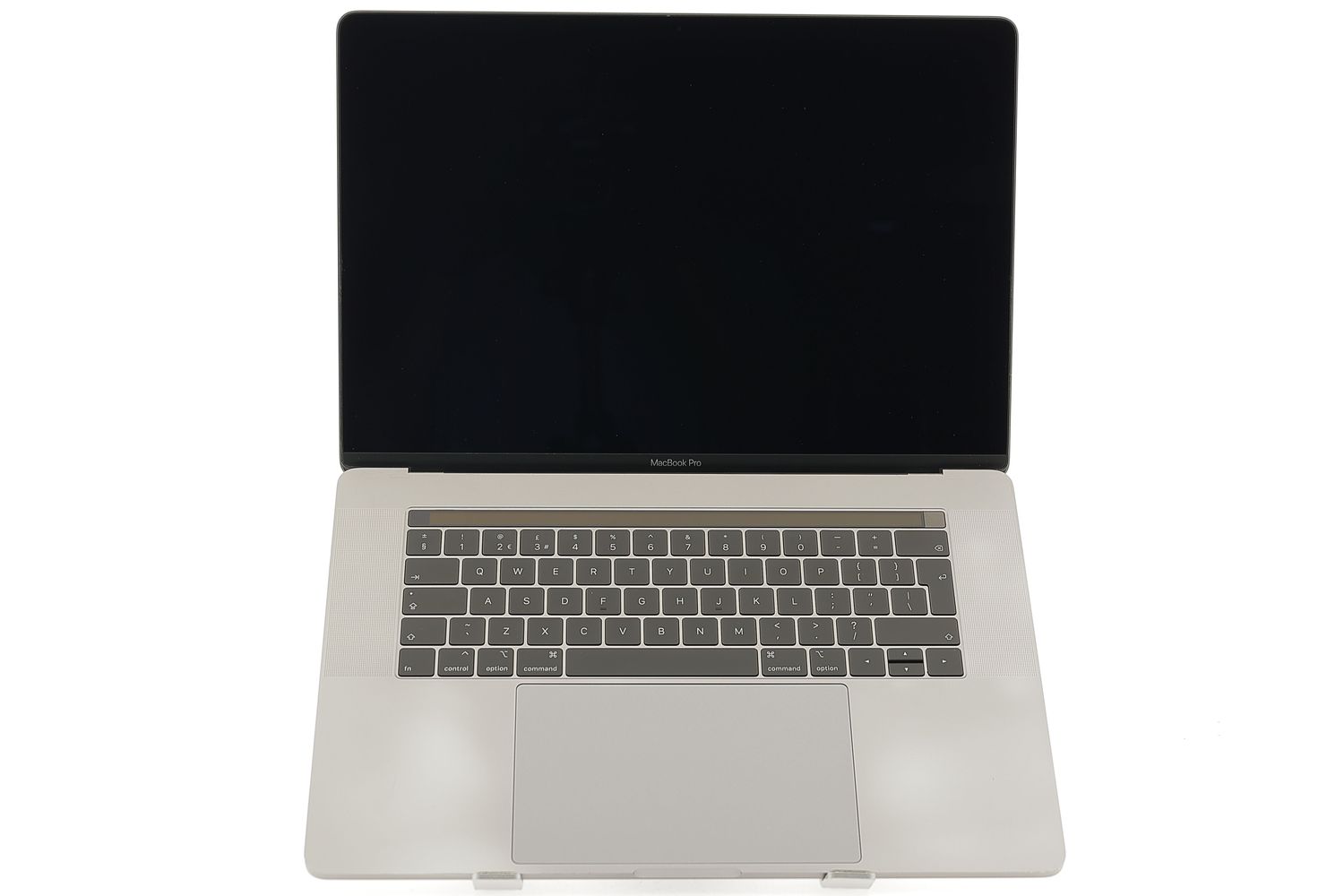 Apple MacBook Pro 15″ Touch Bar 2019, i7 2.6 GHz, 16 GB, AMD Radeon Pro 555X 512 GB Space Gray - Много добро