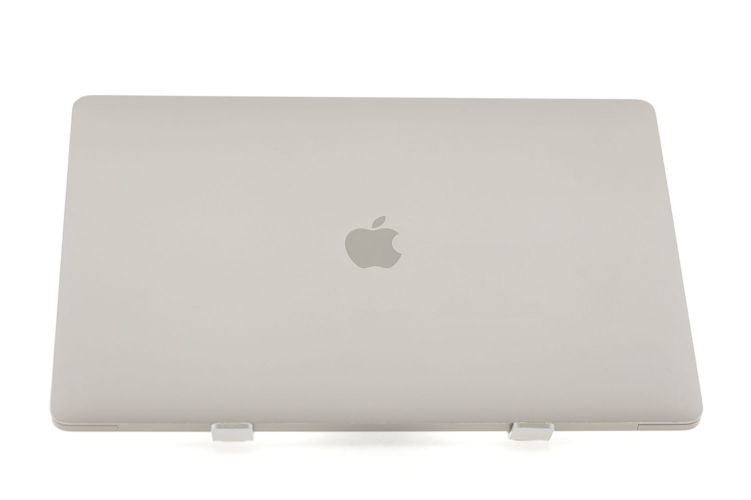 Apple MacBook Pro 15″ Touch Bar 2018, i7 2.2 GHz, 16 GB, AMD Radeon Pro 555X 256 GB Space Gray - Foarte bun