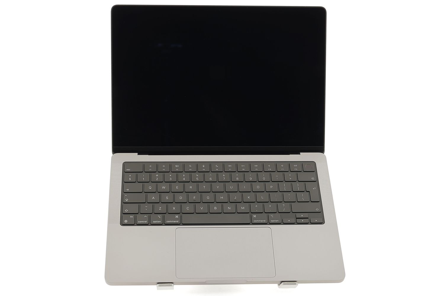 Apple MacBook Pro 14″ 2023, M3 8 Cores, 8 GB, 10 core GPU 512 GB Space Gray - Ca nou