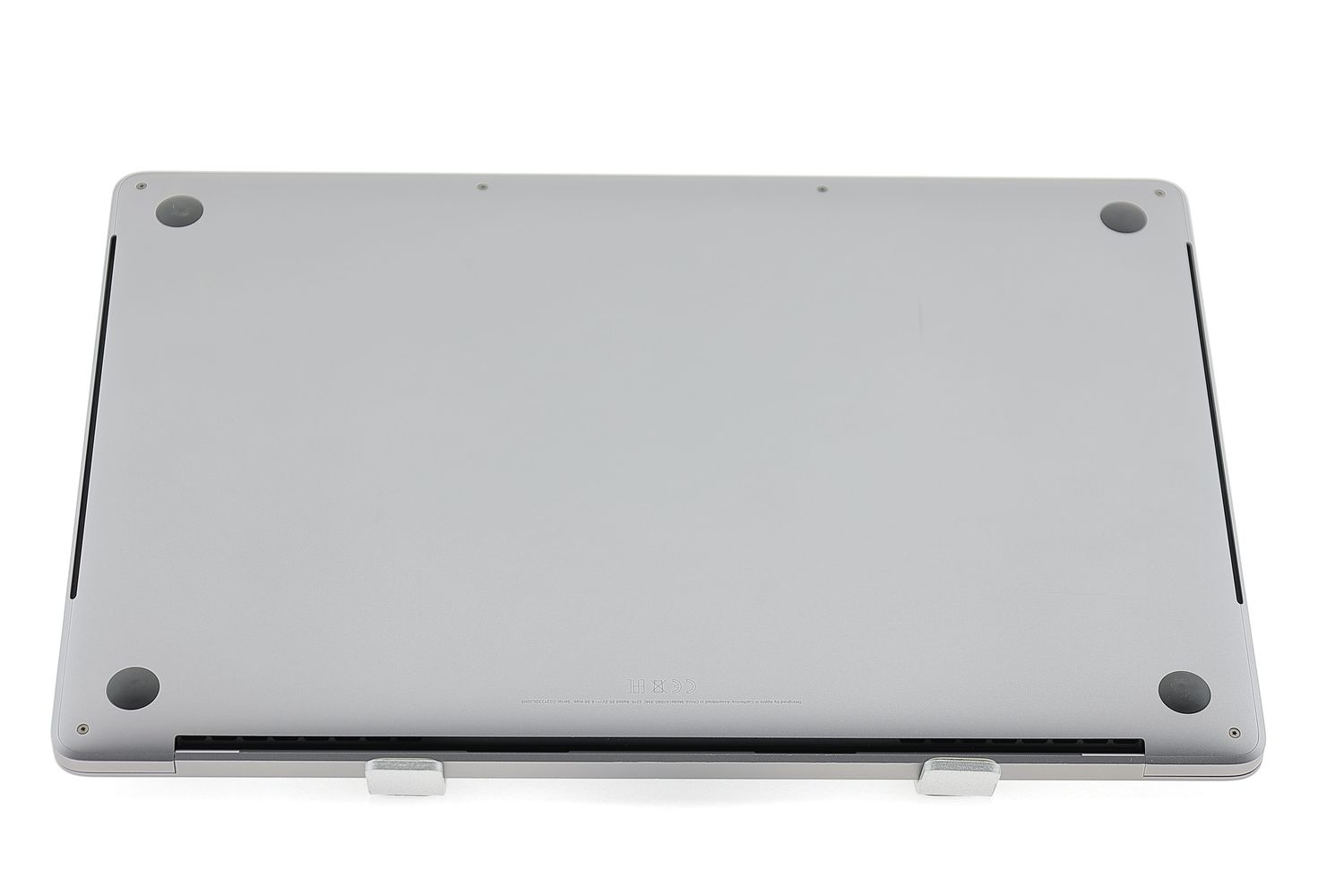 Apple MacBook Pro 15″ Touch Bar 2018, i7 2.2 GHz, 16 GB, AMD Radeon Pro 555X 1 TB Space Gray - Σαν καινούργιο