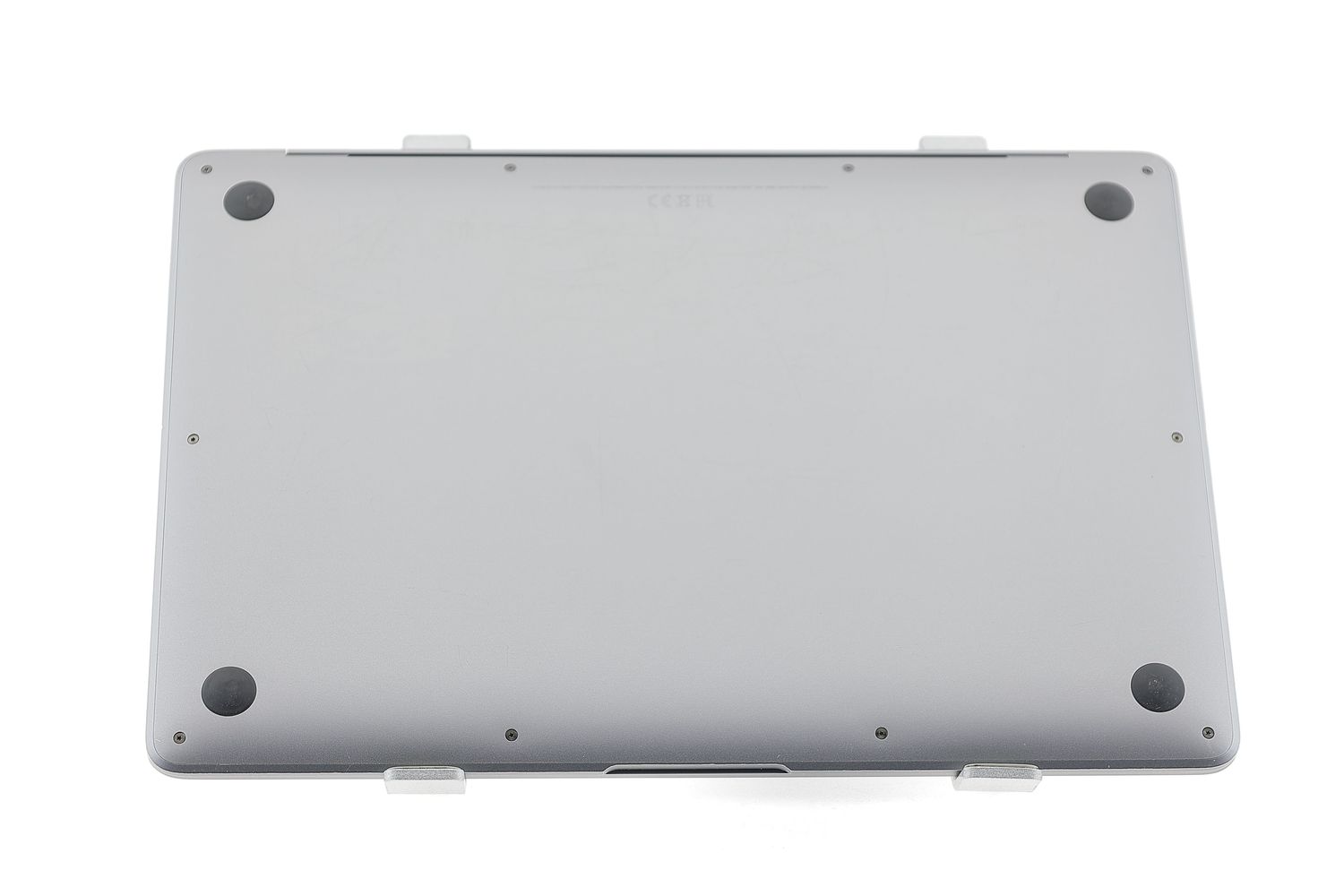 Apple MacBook Air 13″ 2020, M1 8 Cores, 8 GB, 7 core GPU 256 GB Space Gray - Foarte bun