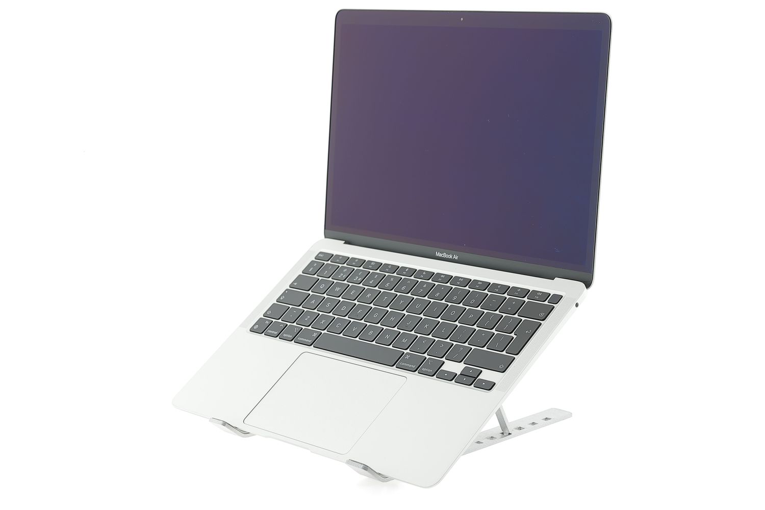 Apple MacBook Air 13″ 2020, i5 1.1 GHz, 8 GB, Intel Iris Plus 512 GB Silver - Като нов