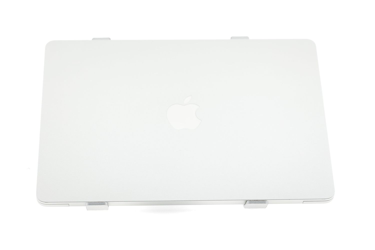 Apple MacBook Air 13″ 2022, M2 8 Cores, 8 GB, 10 core GPU 2 TB Silver - Excelent