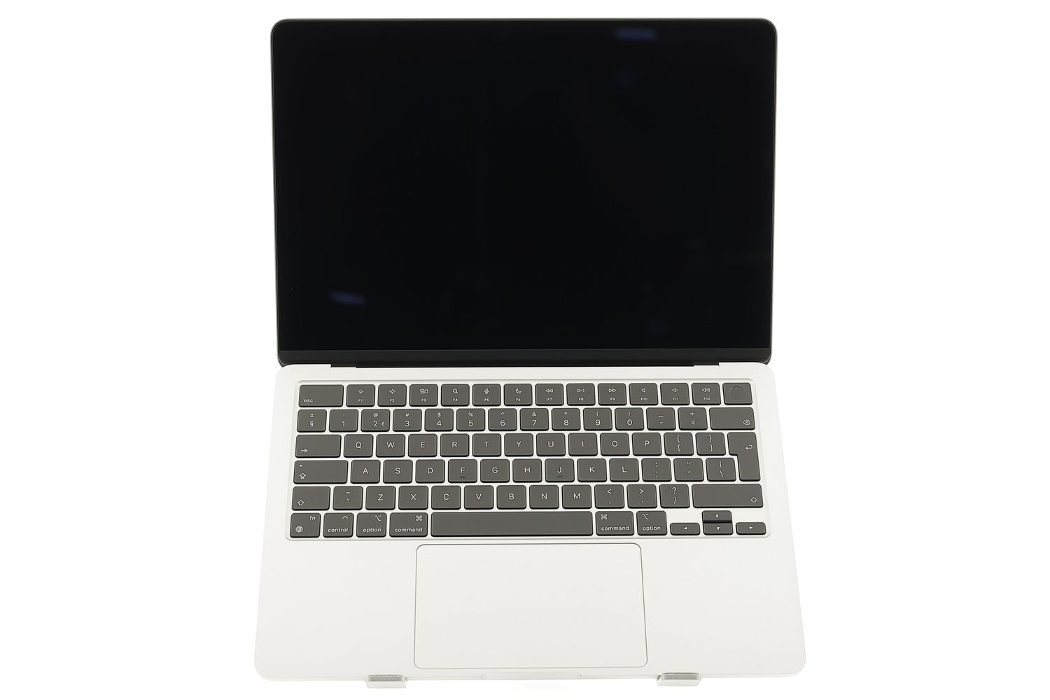 Apple MacBook Air 13″ 2022, M2 8 Cores, 8 GB, 8 core GPU 256 GB Silver - Ca nou