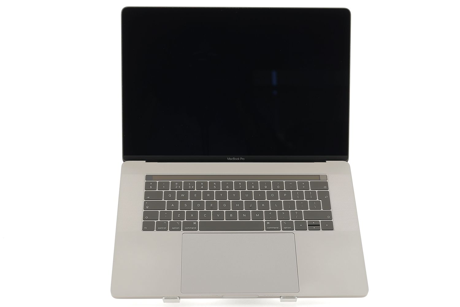 Apple MacBook Pro 15″ Touch Bar 2019, i9 2.3 GHz, 16 GB, AMD Radeon Pro 560X 512 GB Space Gray - Много добро