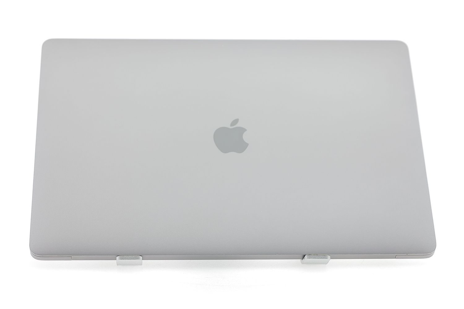 Apple MacBook Pro 15″ Touch Bar 2018, i9 2.9 GHz, 16 GB, AMD Radeon Pro 555X 512 GB Space Gray - Nagyon jó