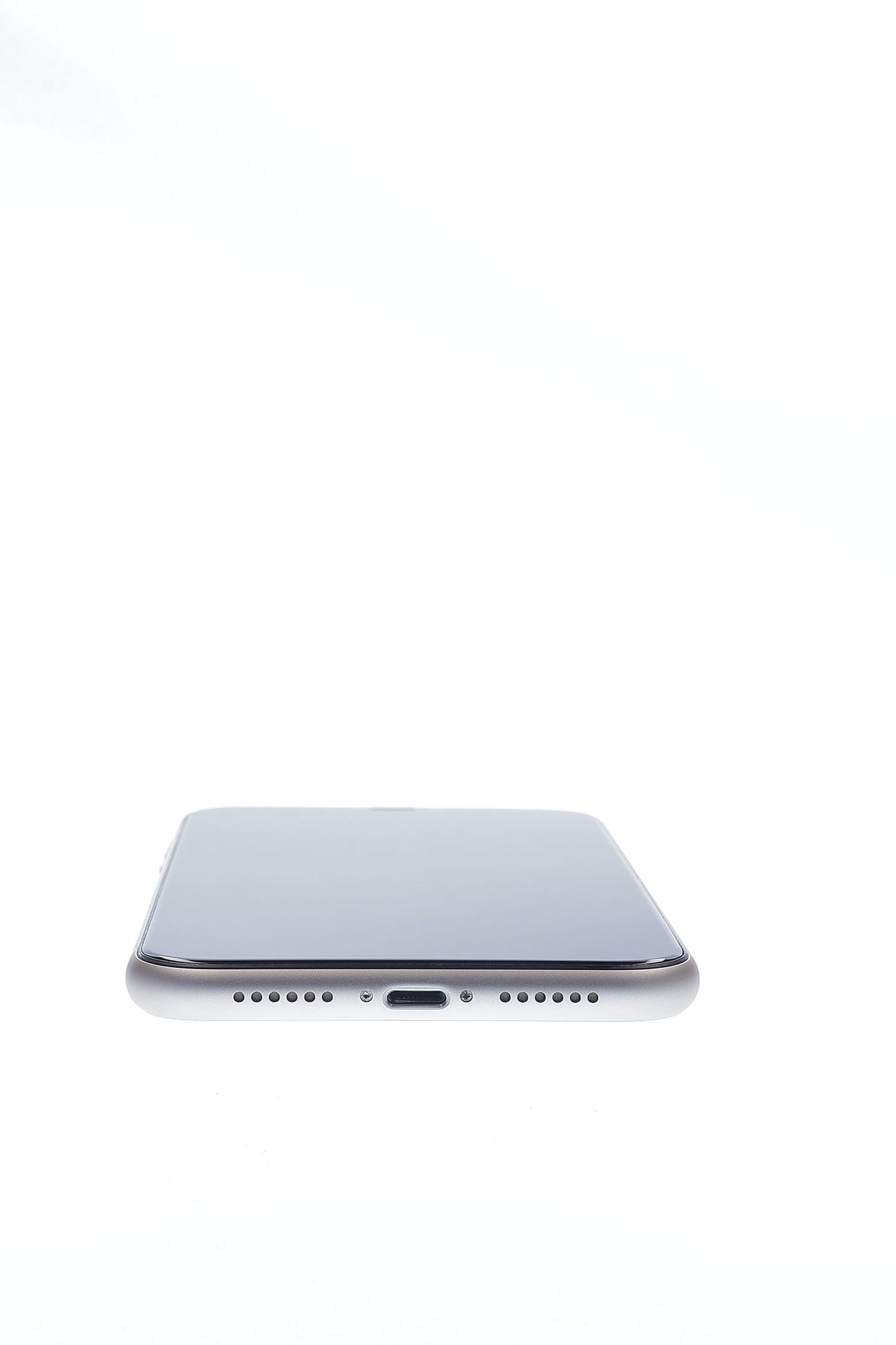 Apple iPhone 11 64 GB White - Újszerű