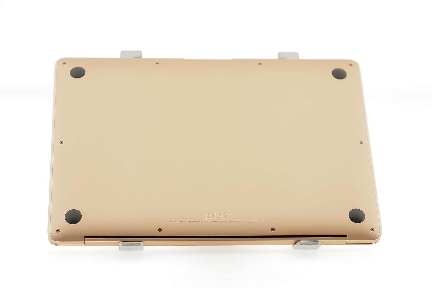 Apple MacBook Air 13″ 2020, M1 8 Cores, 8 GB, 8 core GPU 512 GB Gold - Kiváló