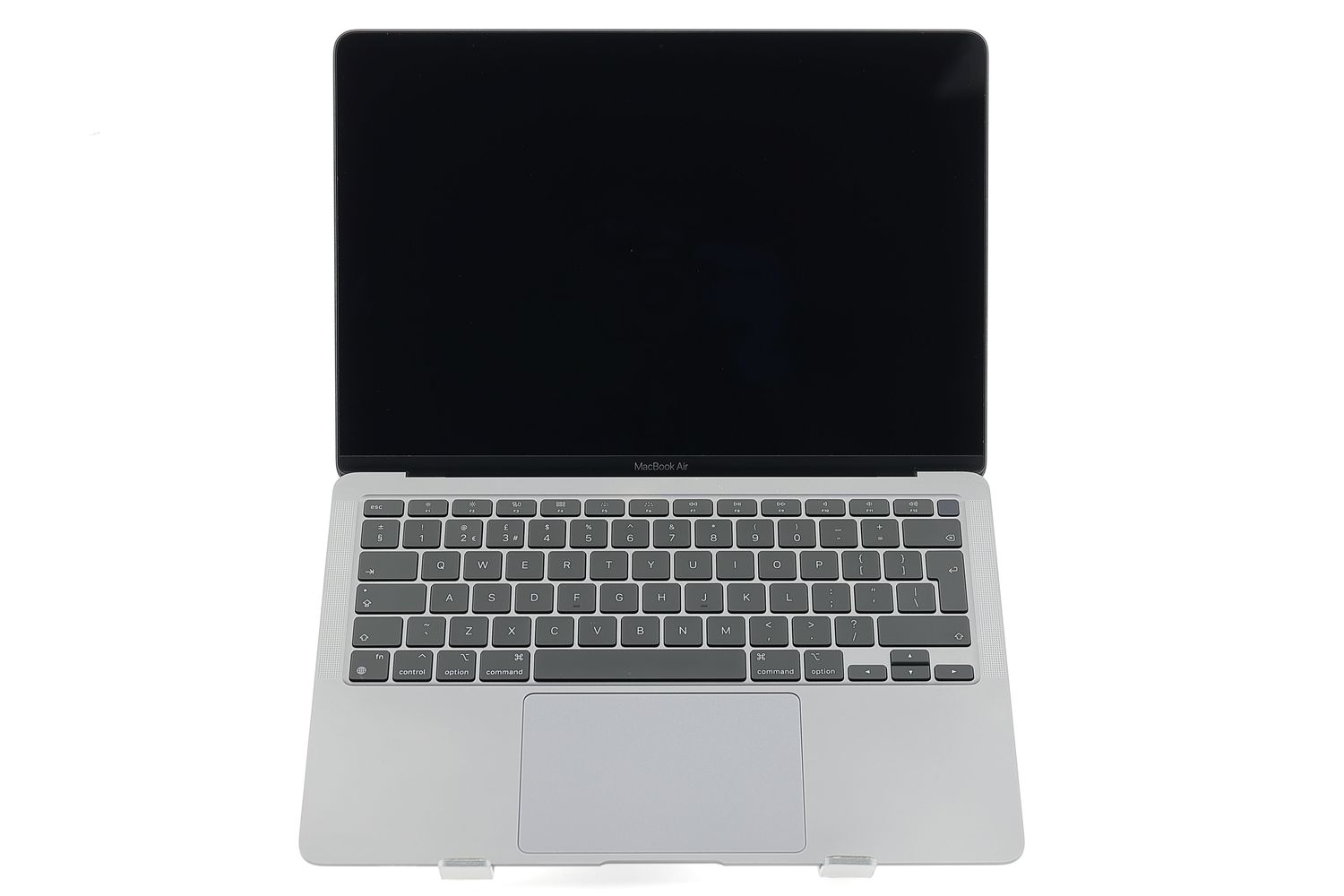 Apple MacBook Air 13″ 2020, i3 1.1 GHz, 8 GB, Intel Iris Plus 512 GB Space Gray - Excelent
