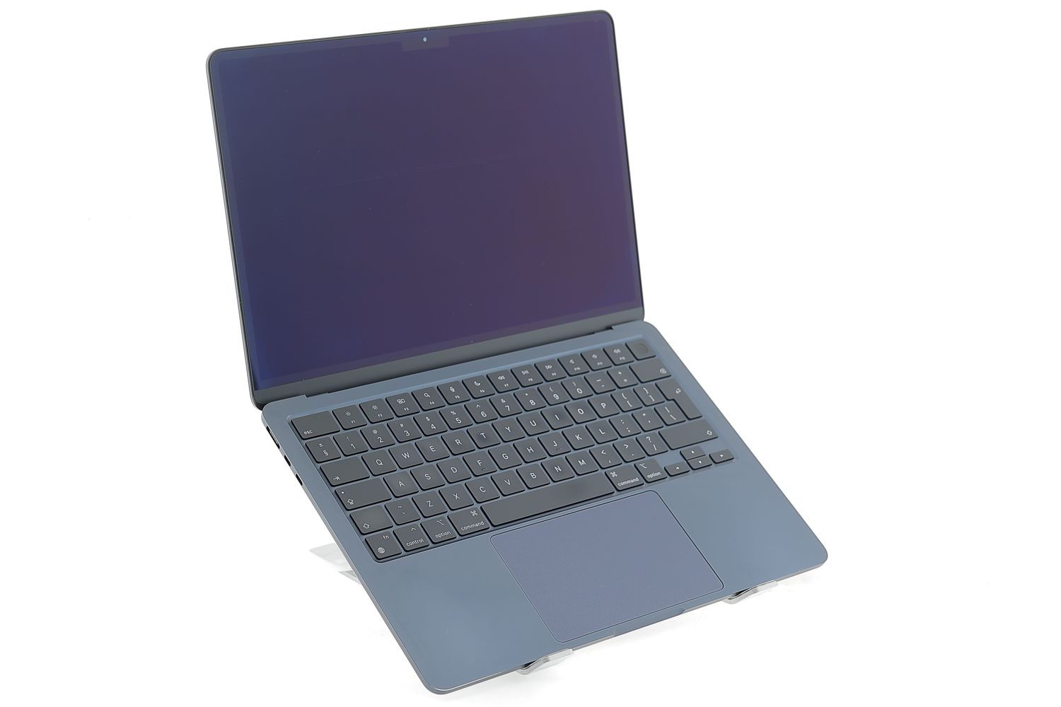 Apple MacBook Air 13″ 2022, M2 8 Cores, 16 GB, 8 core GPU 256 GB Midnight - Πολύ καλό