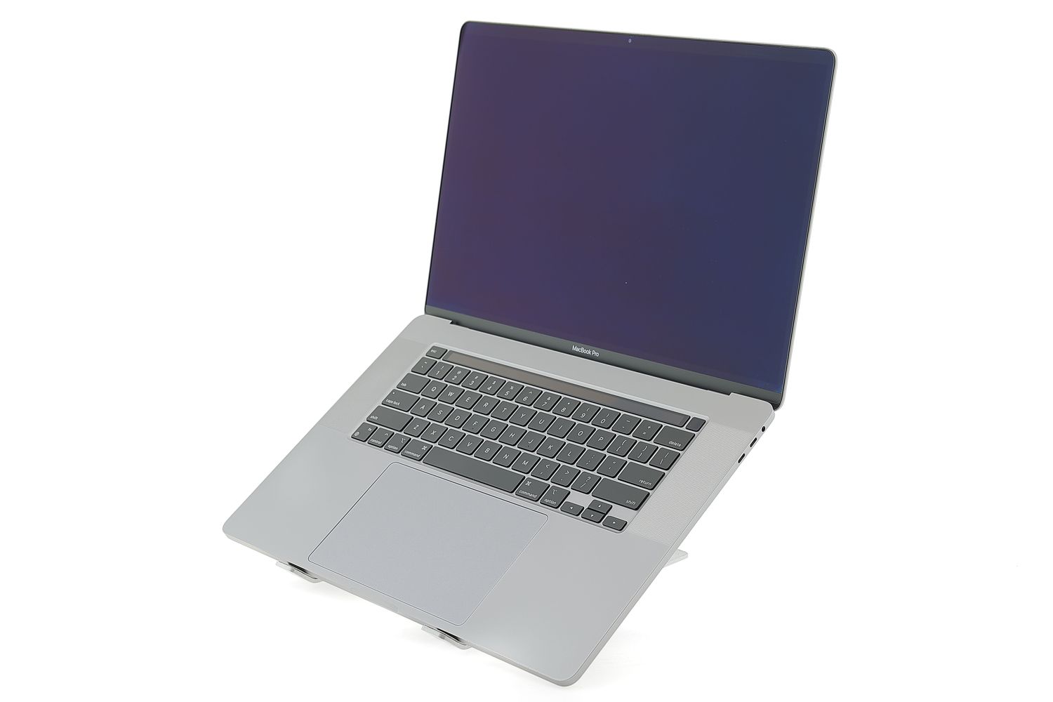 Apple MacBook Pro 16″ Touch Bar 2019, i9 2.4 GHz, 16 GB, AMD Radeon Pro 5300M 1 TB Space Gray - Excelent