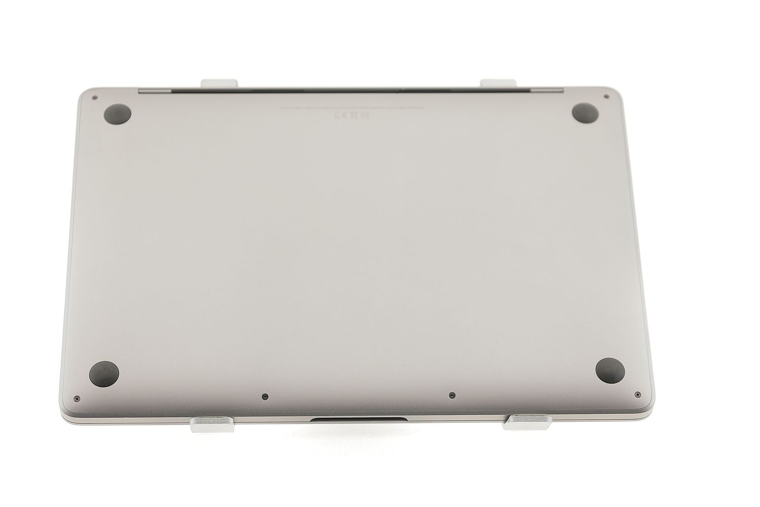 Apple MacBook Pro 13″ 2020, M1 8 Cores, 8 GB, 8 core GPU 512 GB Space Gray - Kiváló