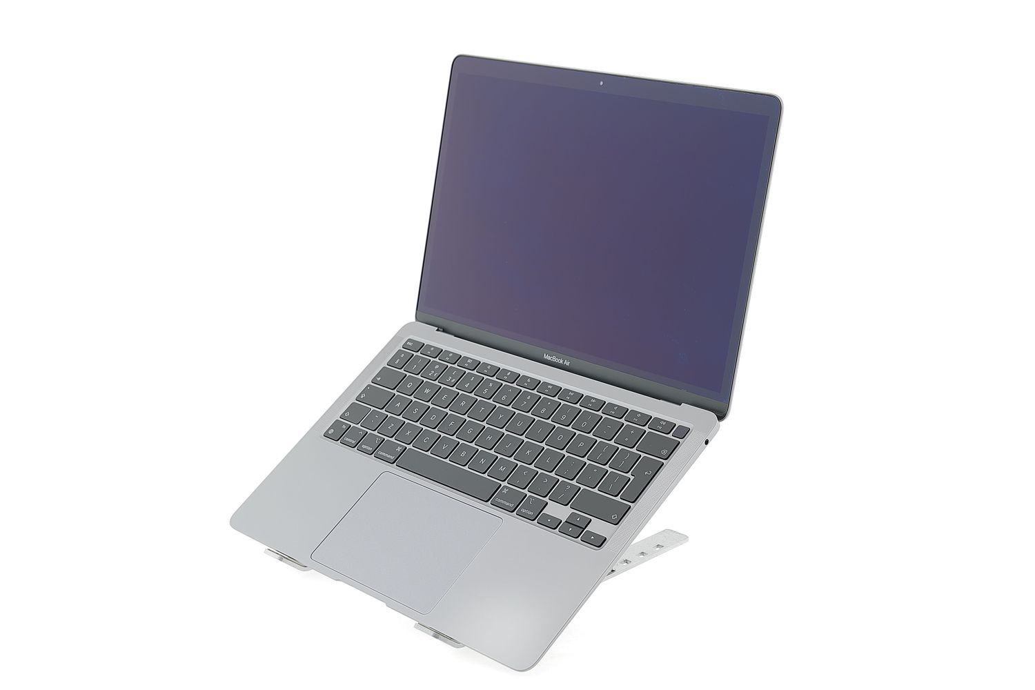 Apple MacBook Air 13″ 2020, M1 8 Cores, 8 GB, 7 core GPU 256 GB Space Gray - Kiváló