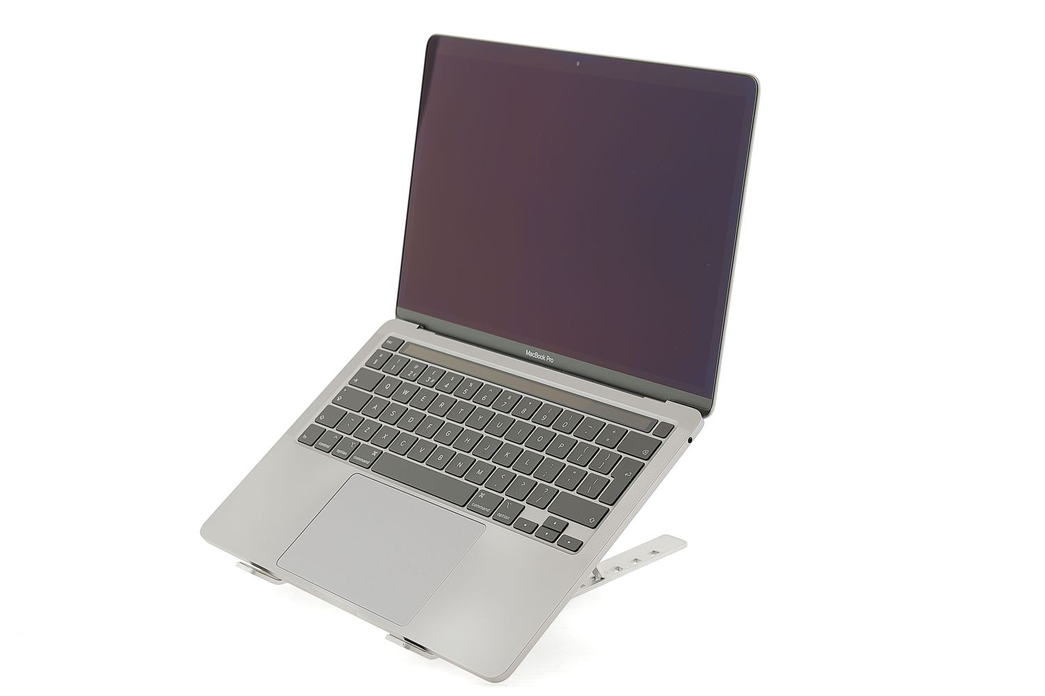 Apple MacBook Pro 13″ 2020, M1 8 Cores, 8 GB, 8 core GPU 512 GB Space Gray - Kiváló