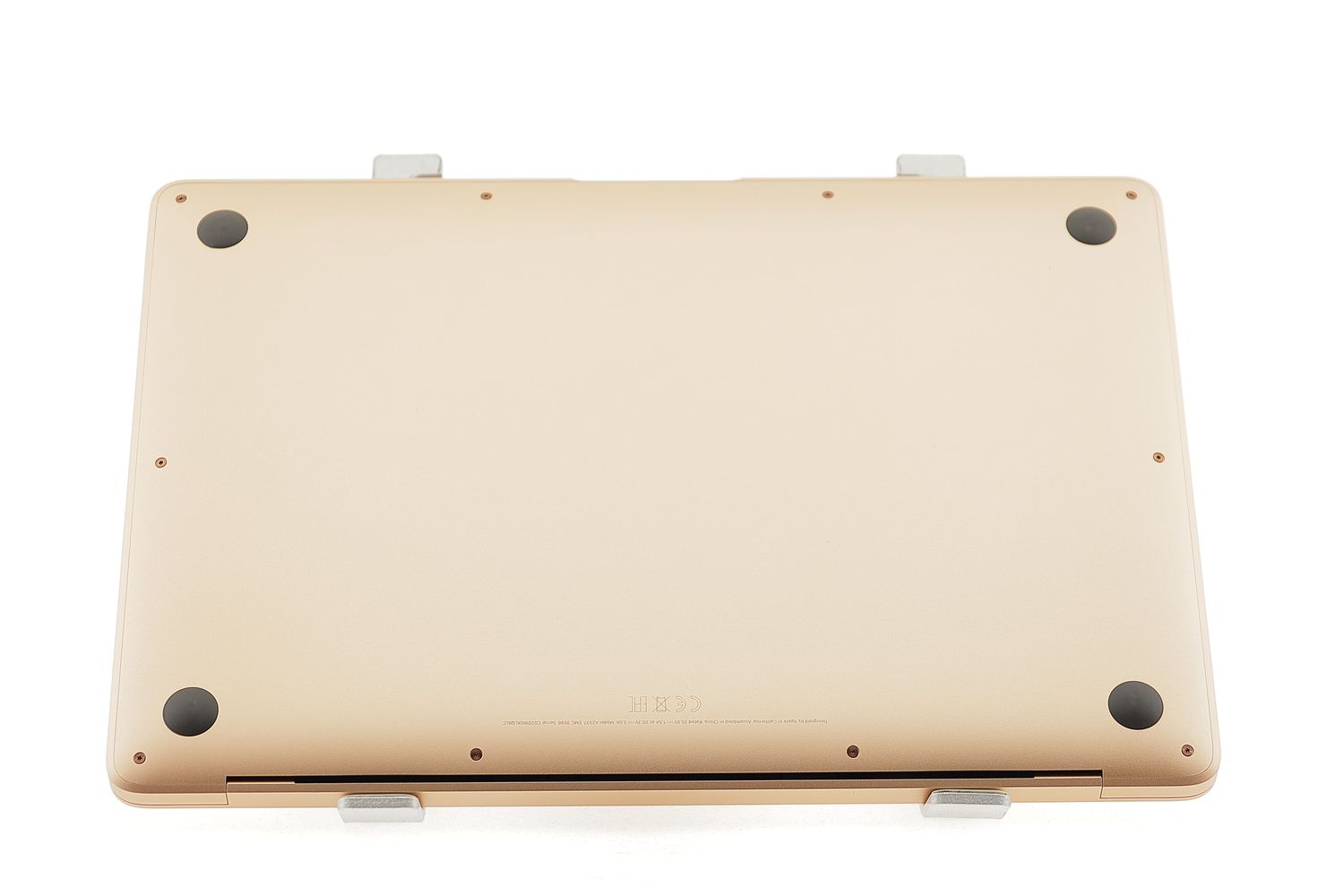 Apple MacBook Air 13″ 2020, M1 8 Cores, 8 GB, 7 core GPU 256 GB Gold - Újszerű