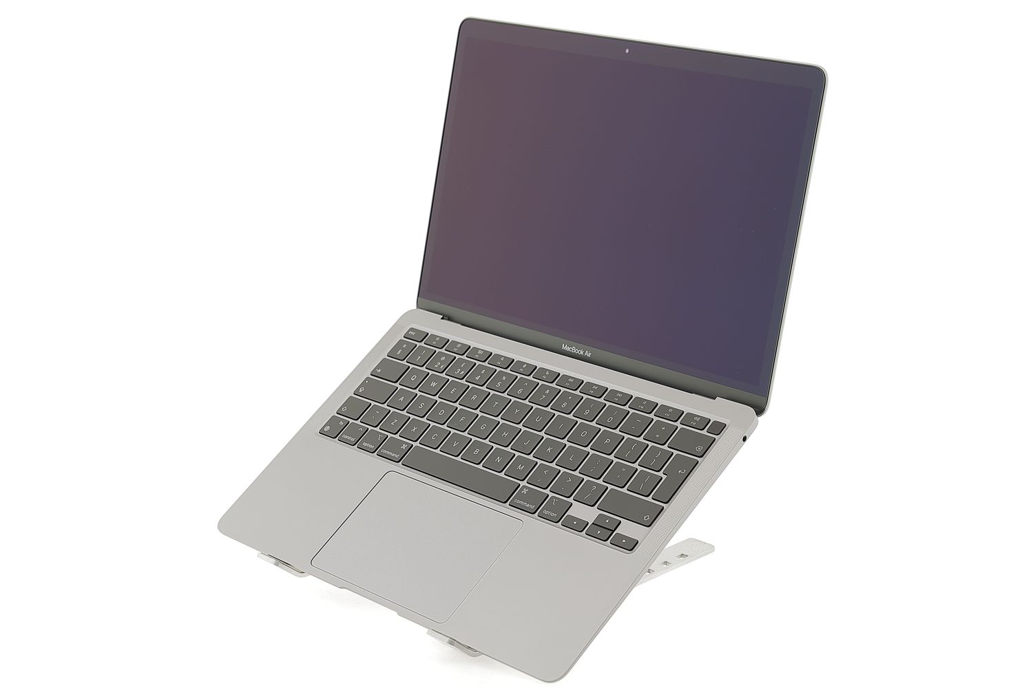 Apple MacBook Air 13″ 2020, M1 8 Cores, 8 GB, 7 core GPU 128 GB Space Gray - Kiváló