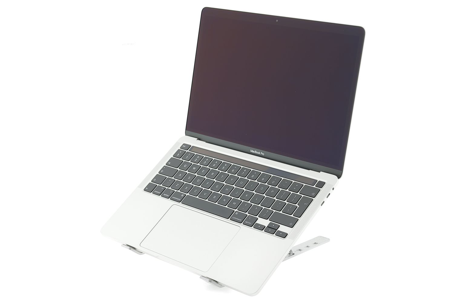 Apple MacBook Pro 13″ Touch Bar 2020, i5 2 GHz, 16 GB, Intel Iris Plus Graphics 512 GB Silver - Като нов
