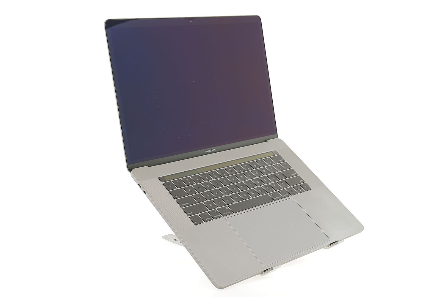 Apple MacBook Pro 15″ Touch Bar 2019, i7 2.6 GHz, 16 GB, AMD Radeon Pro 555X 256 GB Space Gray - Bun