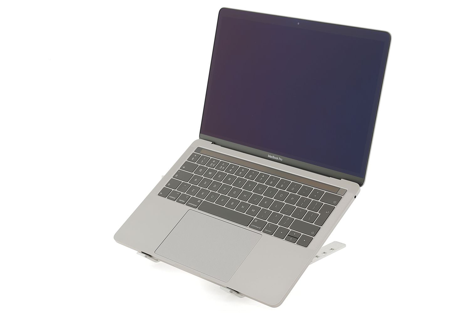 Apple MacBook Pro 13″ Touch Bar 2019, i5 1.4 GHz, 8 GB, Iris Plus Graphics 645 128 GB Space Gray - Foarte bun
