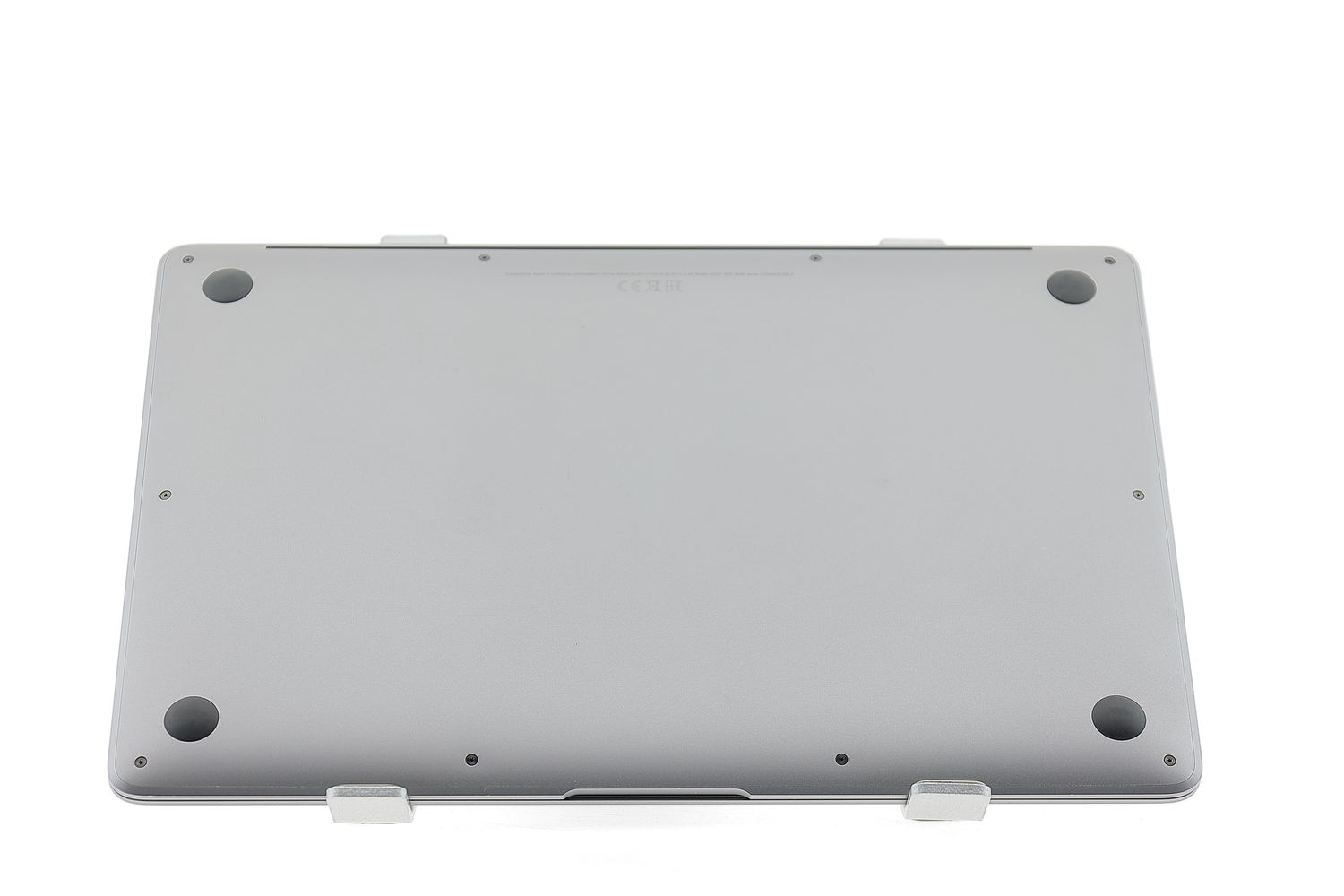 Apple MacBook Air 13″ 2020, M1 8 Cores, 8 GB, 7 core GPU 256 GB Space Gray - Kiváló