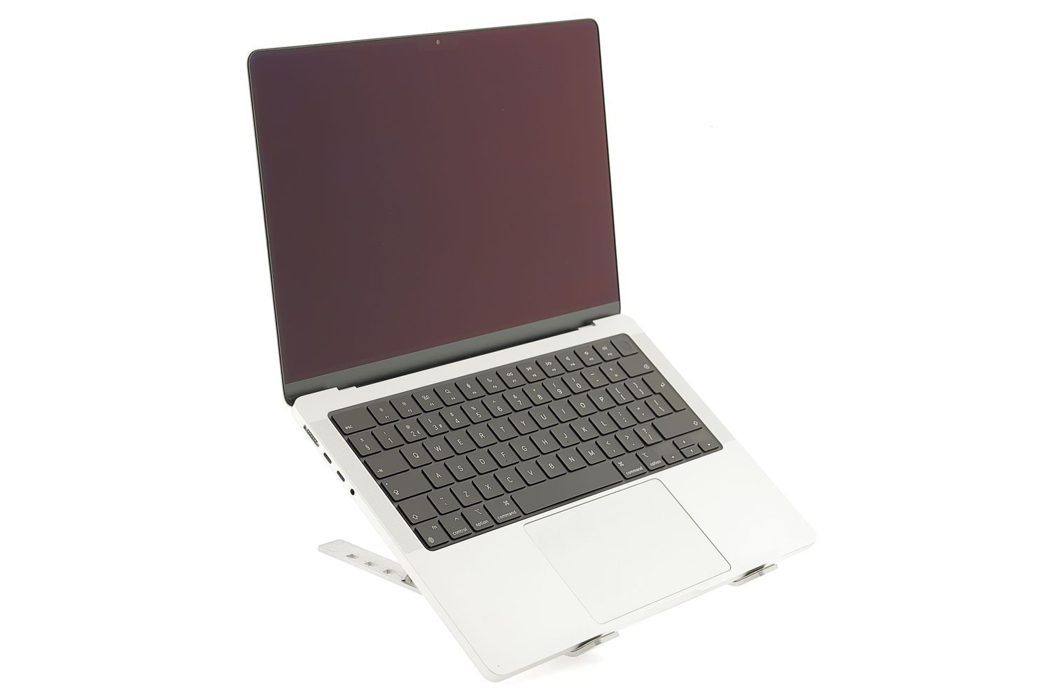 Apple MacBook Pro 14″ 2021, M1 Pro 10 Cores, 16 GB, 14 core GPU 512 GB Silver - Foarte bun