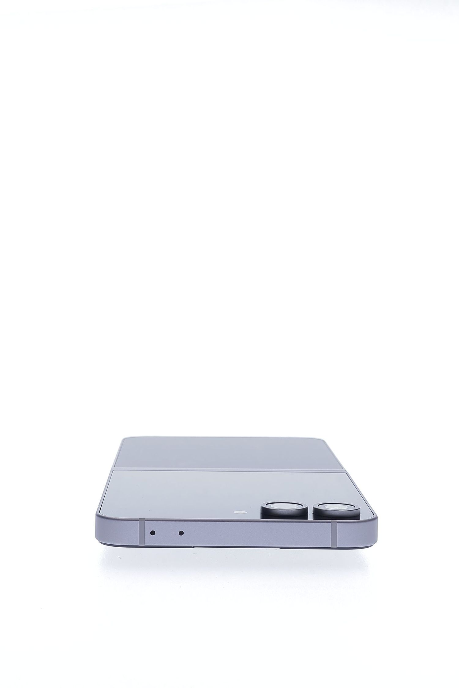 Samsung Galaxy Z Flip6 256 GB Silver Shadow - Foarte bun
