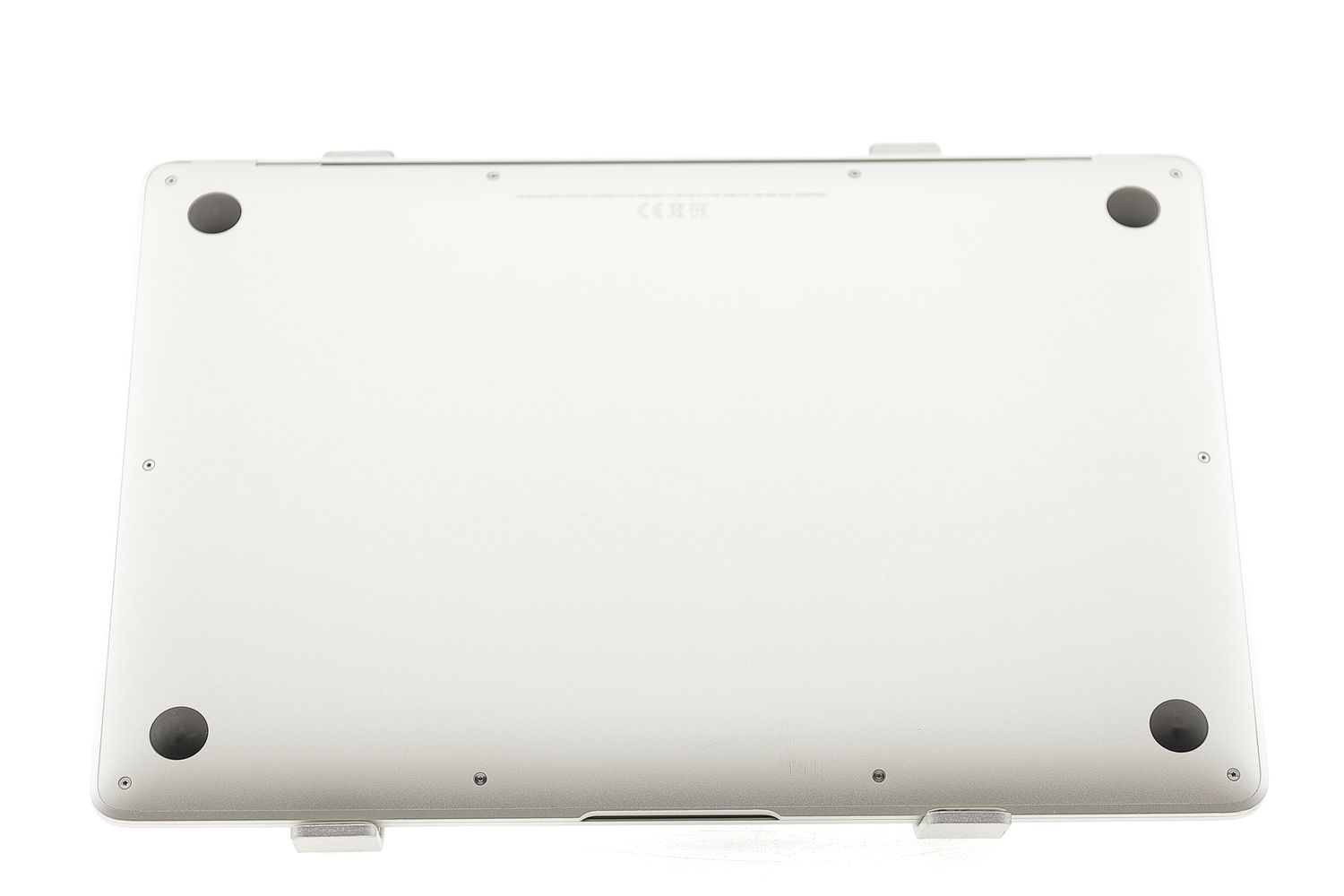 Apple MacBook Air 13″ 2020, M1 8 Cores, 8 GB, 7 core GPU 256 GB Silver - Foarte bun