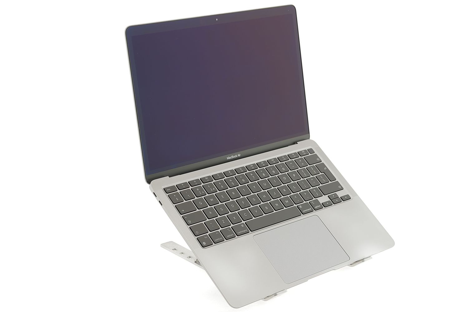 Apple MacBook Air 13″ 2020, M1 8 Cores, 16 GB, 7 core GPU 256 GB Space Gray - Foarte bun
