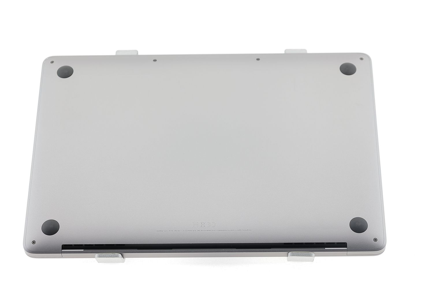 Apple MacBook Pro 13″ 2020, M1 8 Cores, 8 GB, 8 core GPU, Space