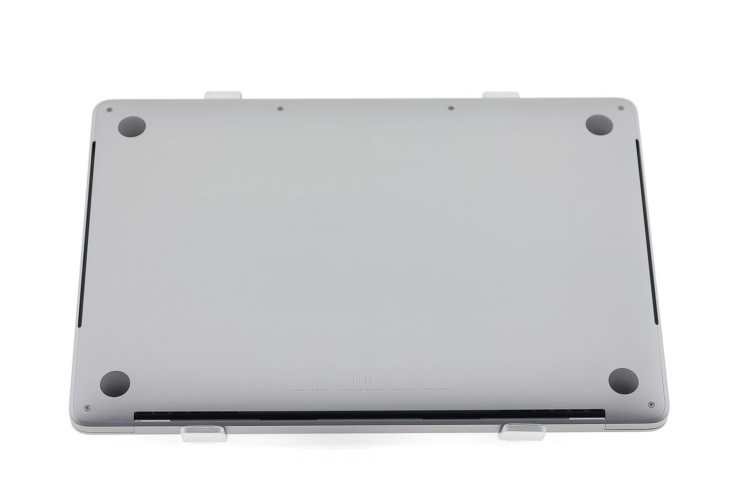 Apple MacBook Pro 13″ Touch Bar 2019, i7 2.8 GHz, 16 GB, Intel Iris Plus Graphics 655 256 GB Space Gray