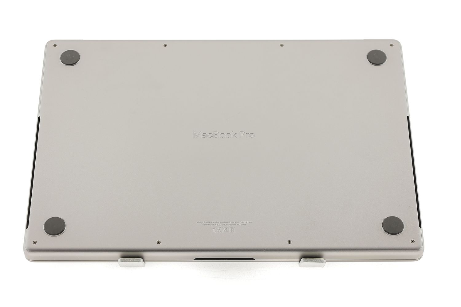 Apple MacBook Pro 16″ 2021, M1 Pro 10 Cores, 16 GB, 16 core GPU 512 GB Space Gray - Kiváló
