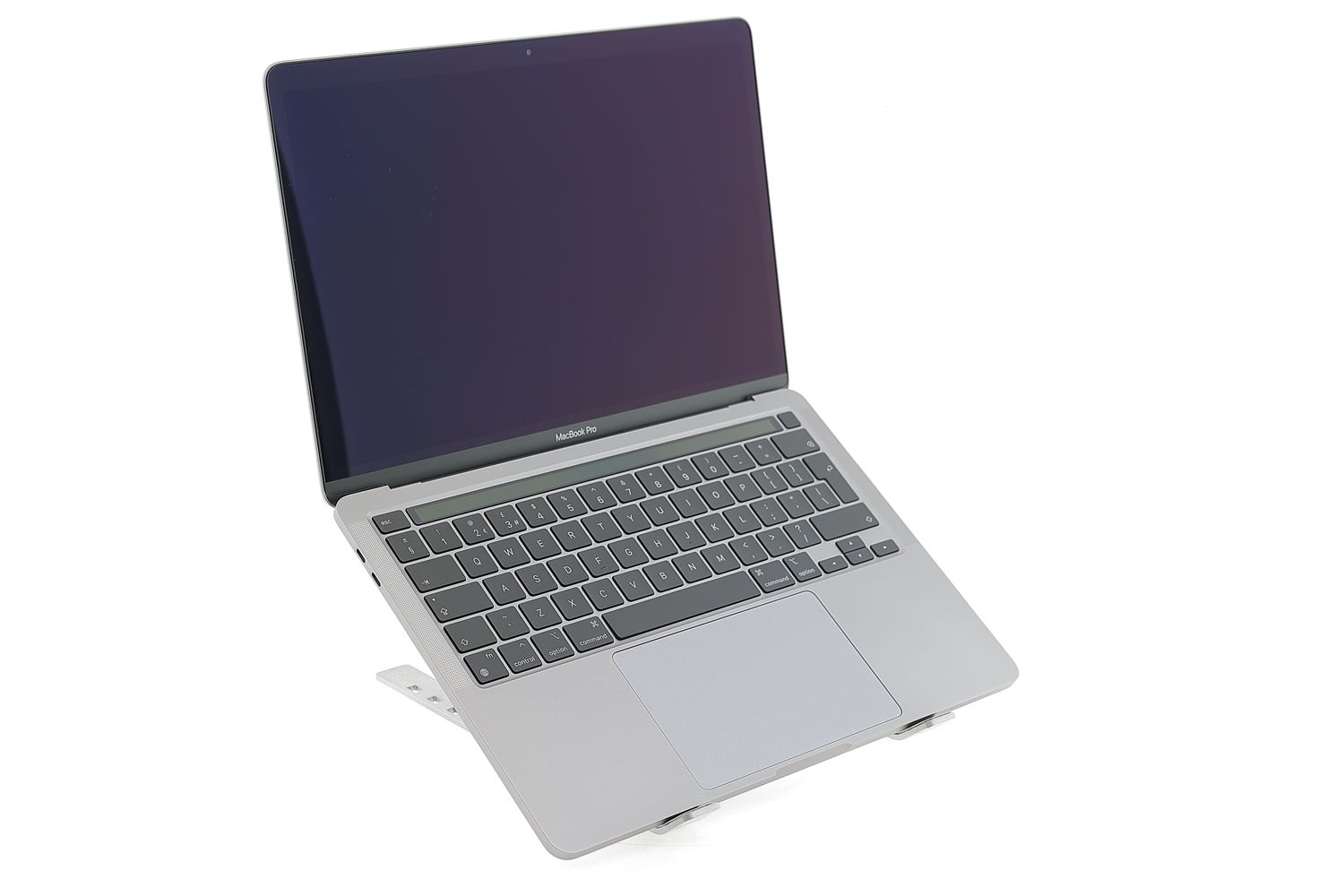 Apple MacBook Pro 13″ 2020, M1 8 Cores, 8 GB, 8 core GPU 512 GB Space Gray - Excelent