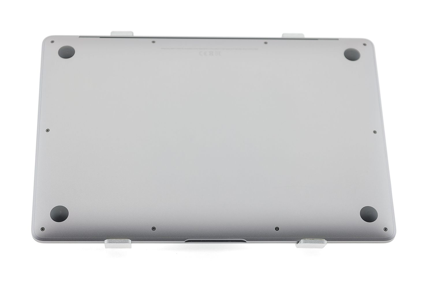 Apple MacBook Air 13″ 2020, i3 1.1 GHz, 8 GB, Intel Iris Plus 256 GB Space Gray - Foarte bun