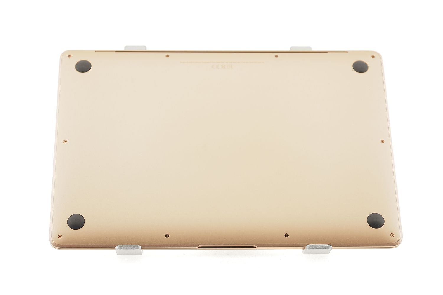Apple MacBook Air 13″ 2019, i5 1.6 GHz, 8 GB, Intel UHD Graphics 617 128 GB Gold - Много добро