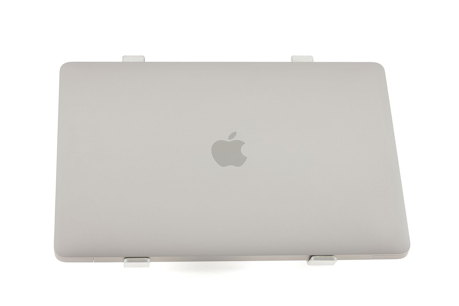 Apple MacBook Air 13″ 2020, M1 8 Cores, 8 GB, 8 core GPU, Space