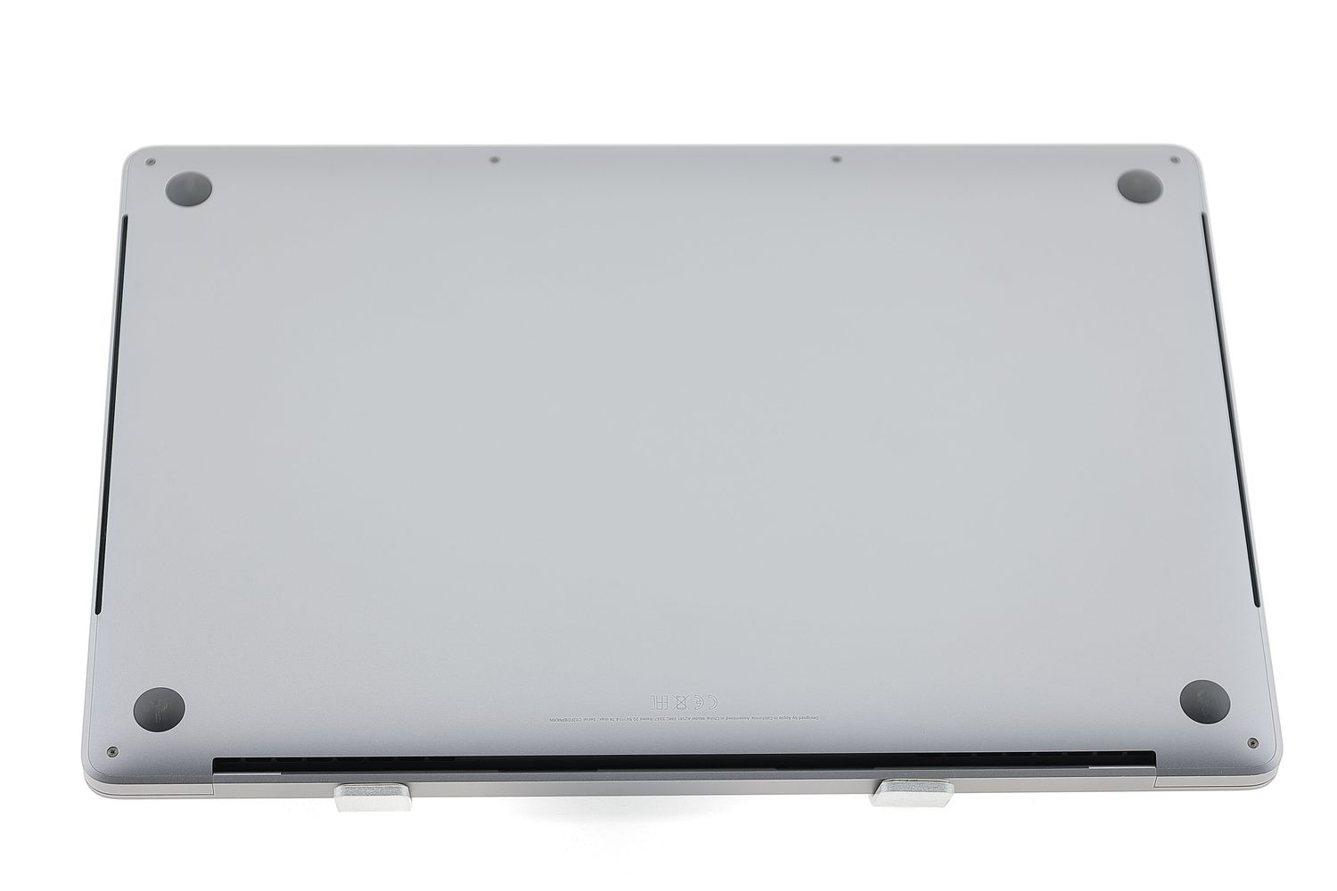 Apple MacBook Pro 16″ Touch Bar 2019, i9 2.3 GHz, 16 GB, AMD Radeon Pro 5500M 1 TB Space Gray - Foarte bun