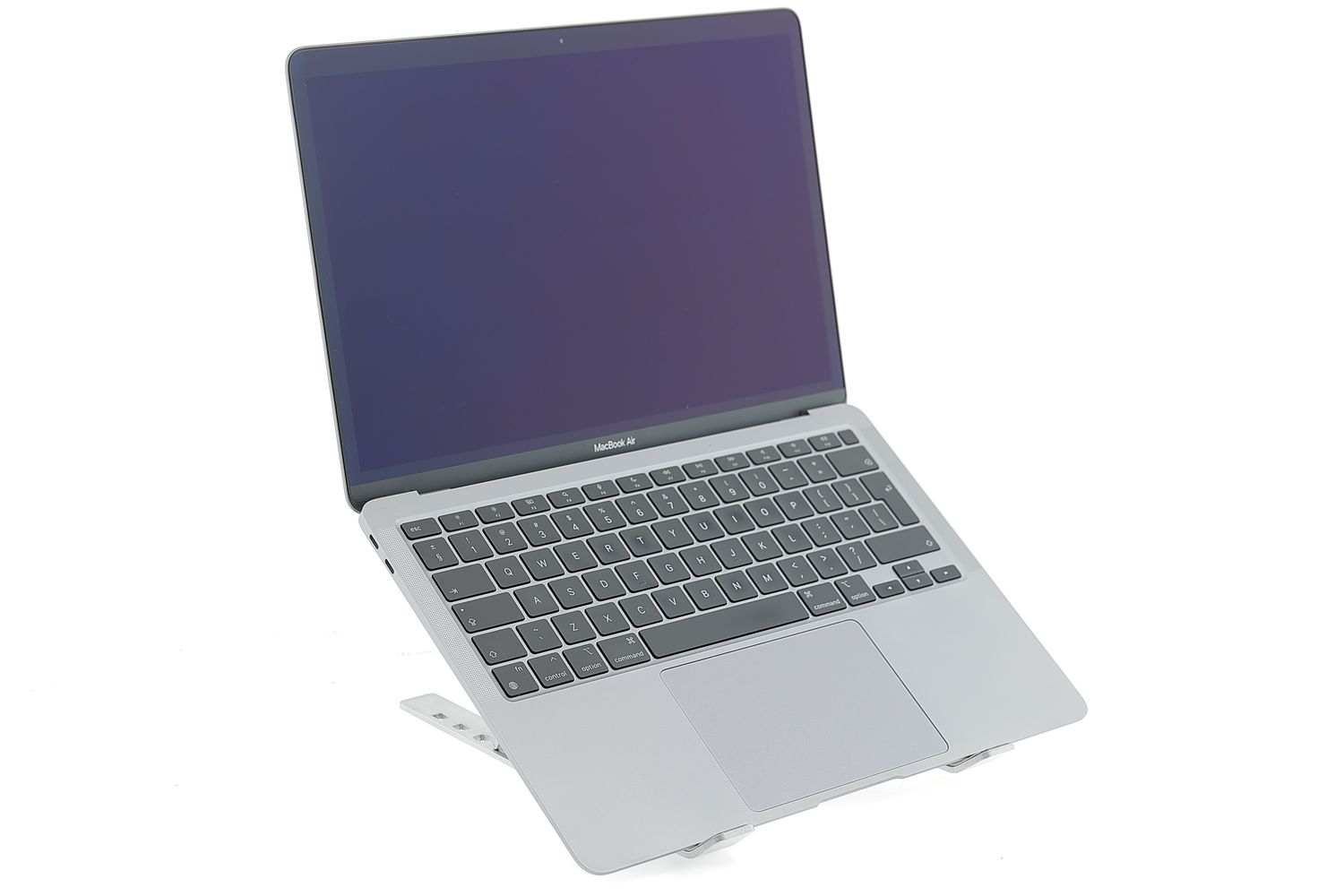 Apple MacBook Air 13″ 2020, M1 8 Cores, 8 GB, 7 core GPU 256 GB Space Gray - Újszerű