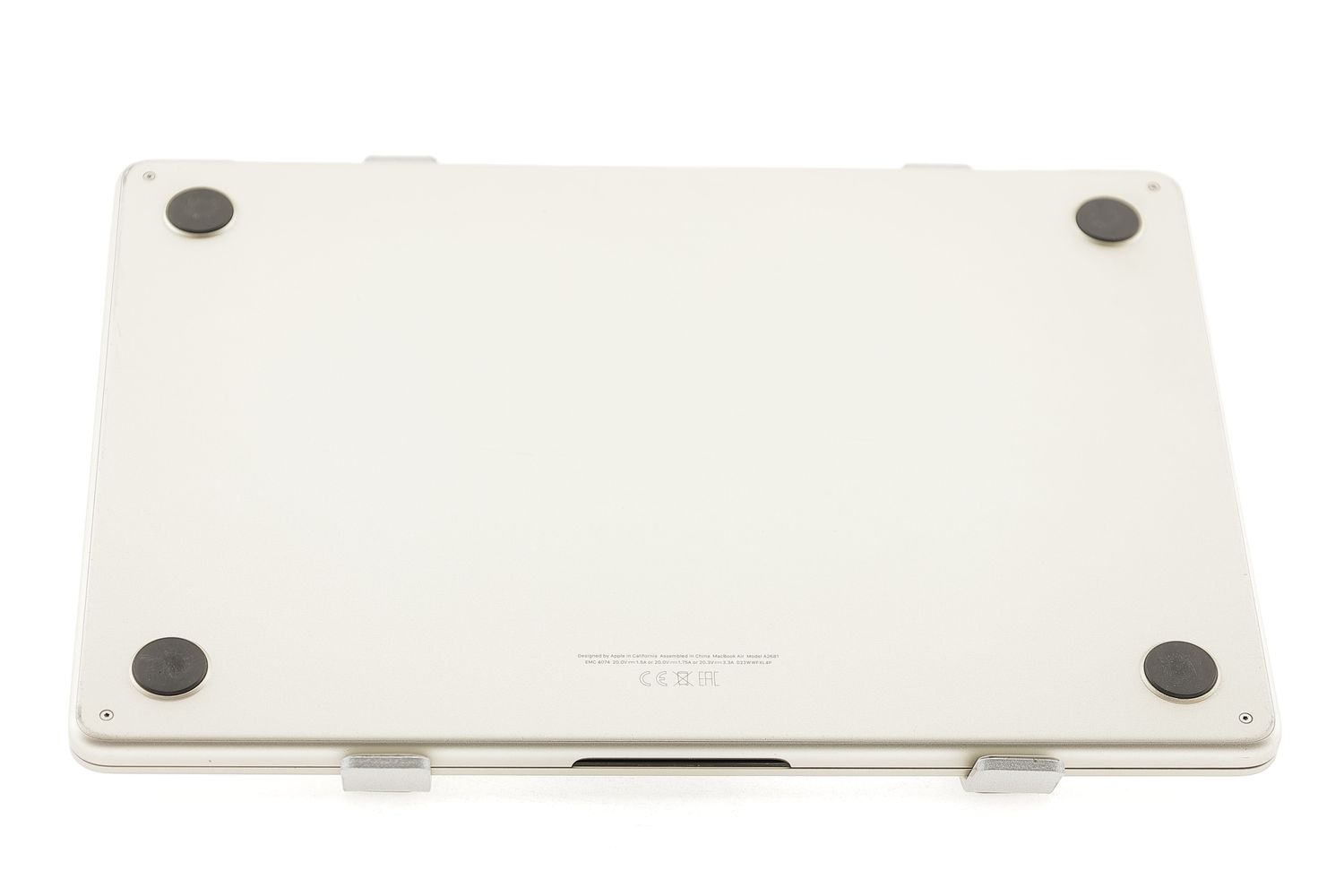 Apple MacBook Air 13″ 2022, M2 8 Cores, 8 GB, 10 core GPU 512 GB Starlight - Nagyon jó