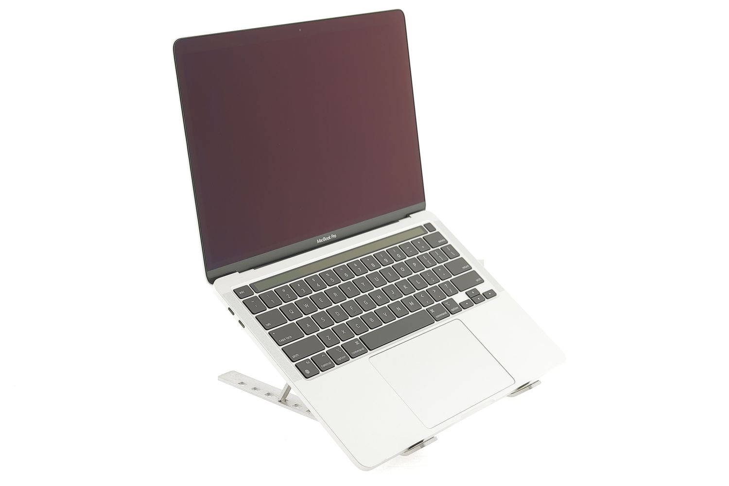 Apple MacBook Pro 13″ 2020, M1 8 Cores, 16 GB, 8 core GPU 256 GB Silver - Отлично