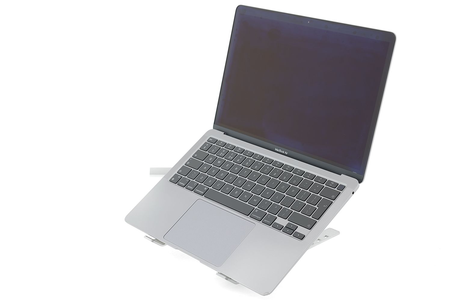 Apple MacBook Air 13″ 2020, M1 8 Cores, 8 GB, 7 core GPU 256 GB Space Gray - Foarte bun