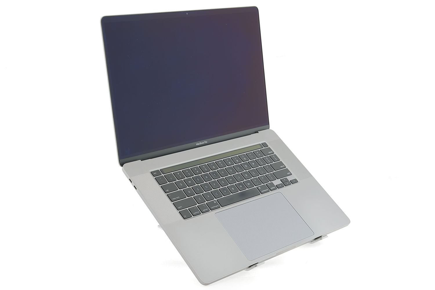 Apple MacBook Pro 16″ Touch Bar 2019, i7 2.6 GHz, 16 GB, AMD Radeon Pro 5300M 512 GB Space Gray - Excelent