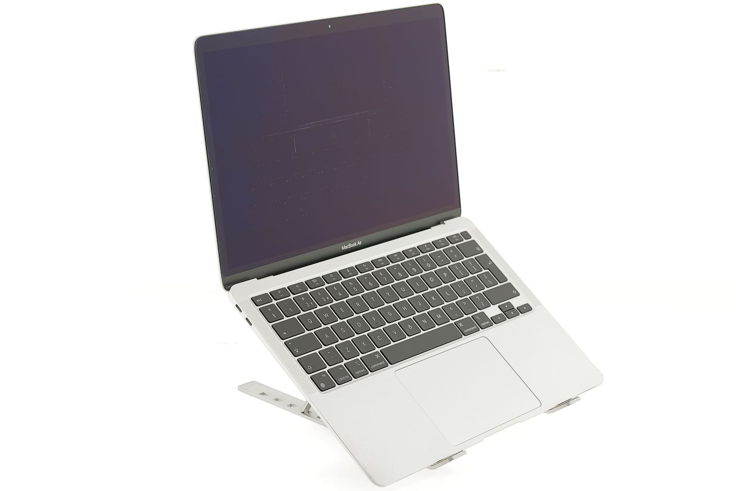 Apple MacBook Air 13″ 2020, M1 8 Cores, 8 GB, 8 core GPU 512 GB Silver - Nagyon jó