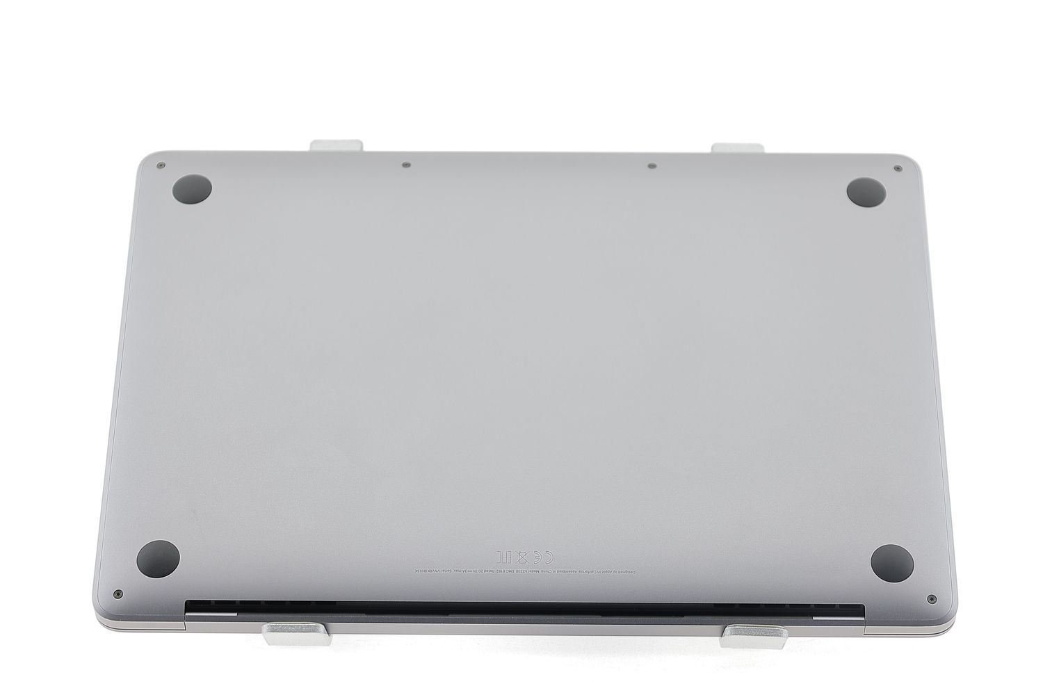 Apple MacBook Pro 13″ 2022, M2 8 Cores, 8 GB, 10 core GPU 256 GB Space Gray