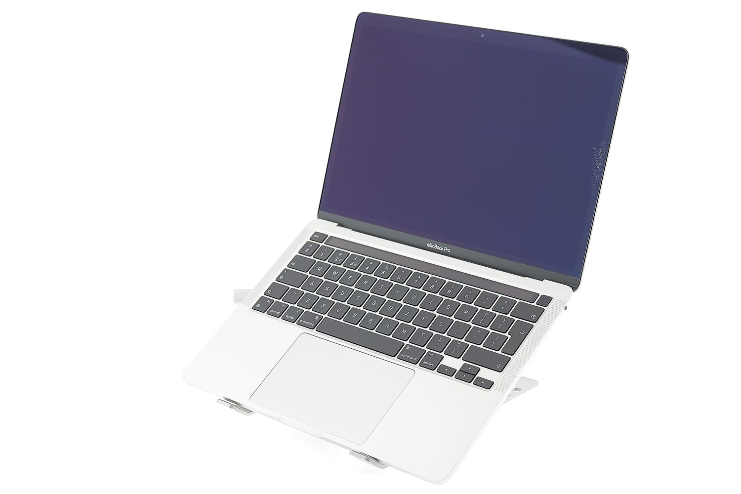 Apple MacBook Pro 13″ 2022, M2 8 Cores, 8 GB, 10 core GPU 256 GB Silver - Добро