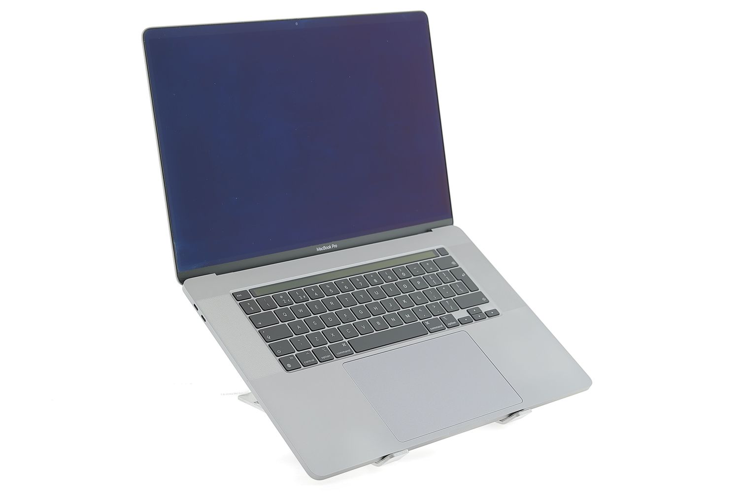 Apple MacBook Pro 16″ Touch Bar 2019, i7 2.6 GHz, 16 GB, AMD Radeon Pro 5300M 512 GB Space Gray - Kiváló
